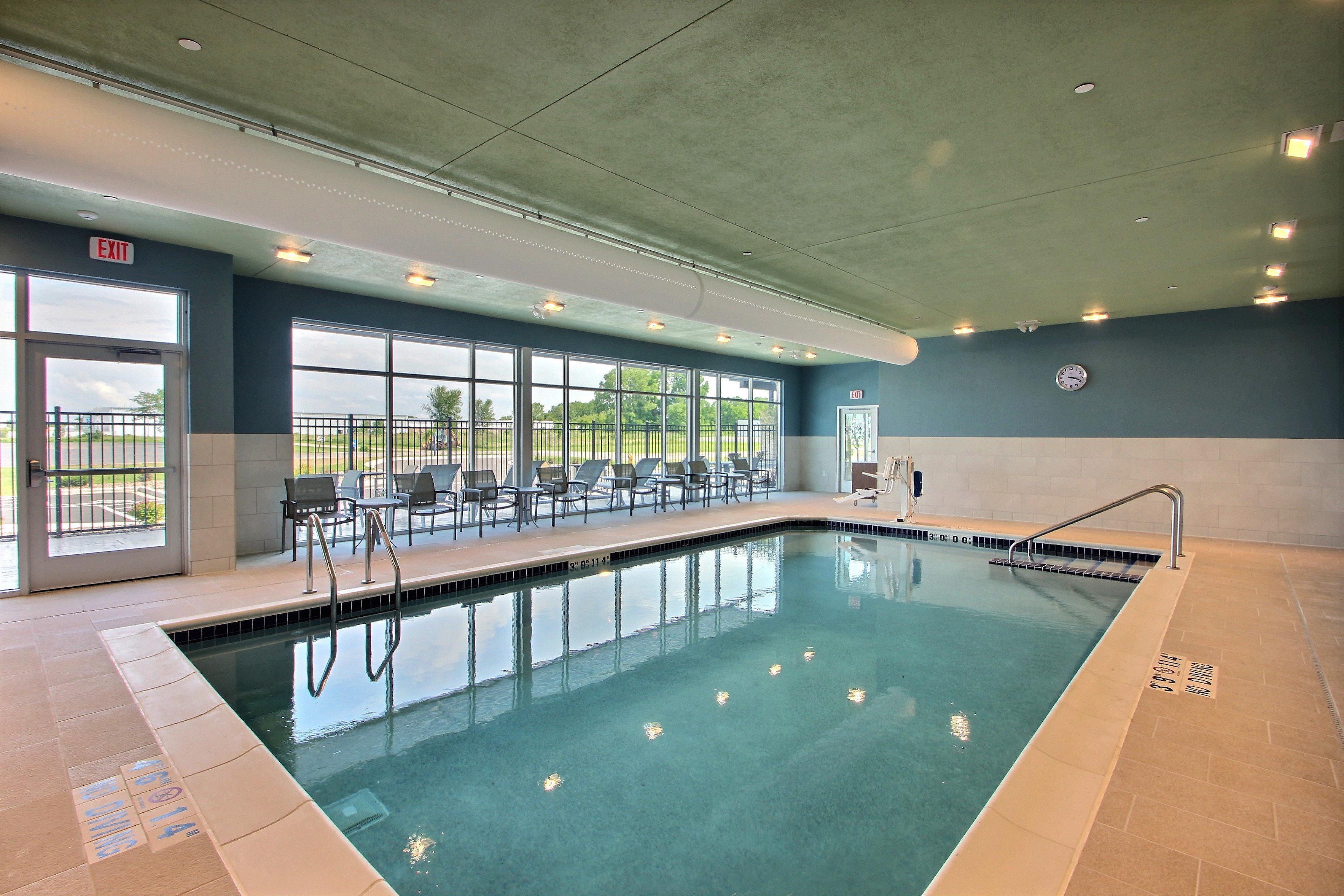 Holiday Inn Express & Suites Fond Du Lac By Ihg Exterior photo