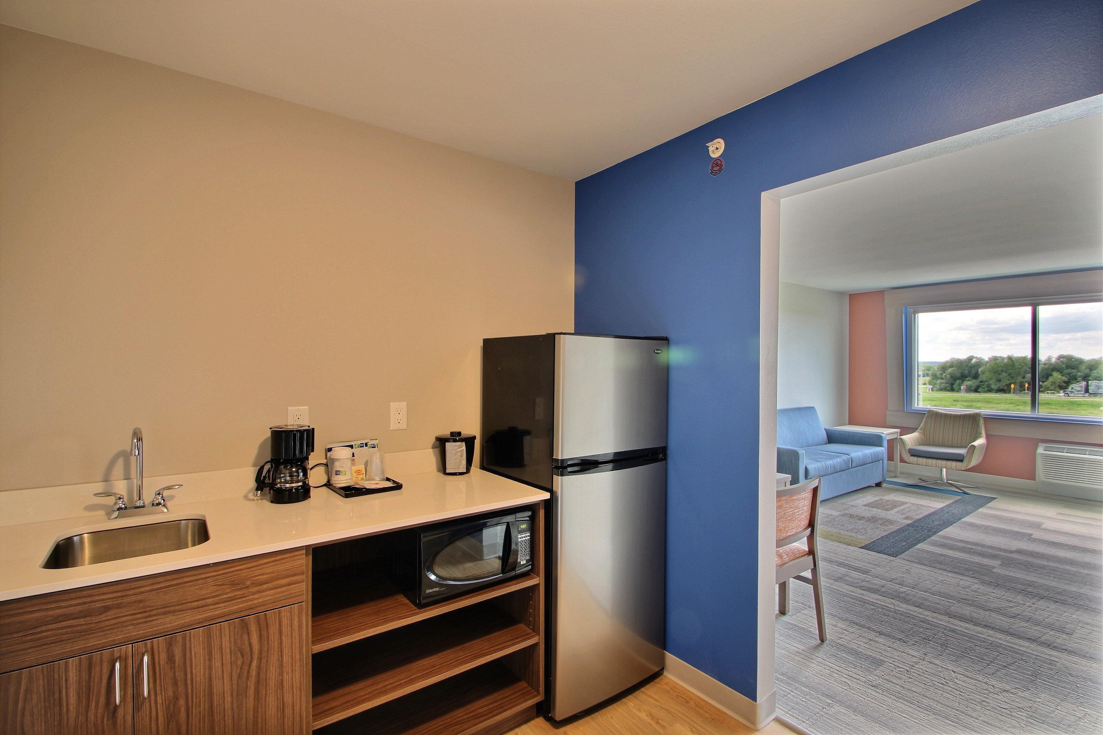 Holiday Inn Express & Suites Fond Du Lac By Ihg Exterior photo