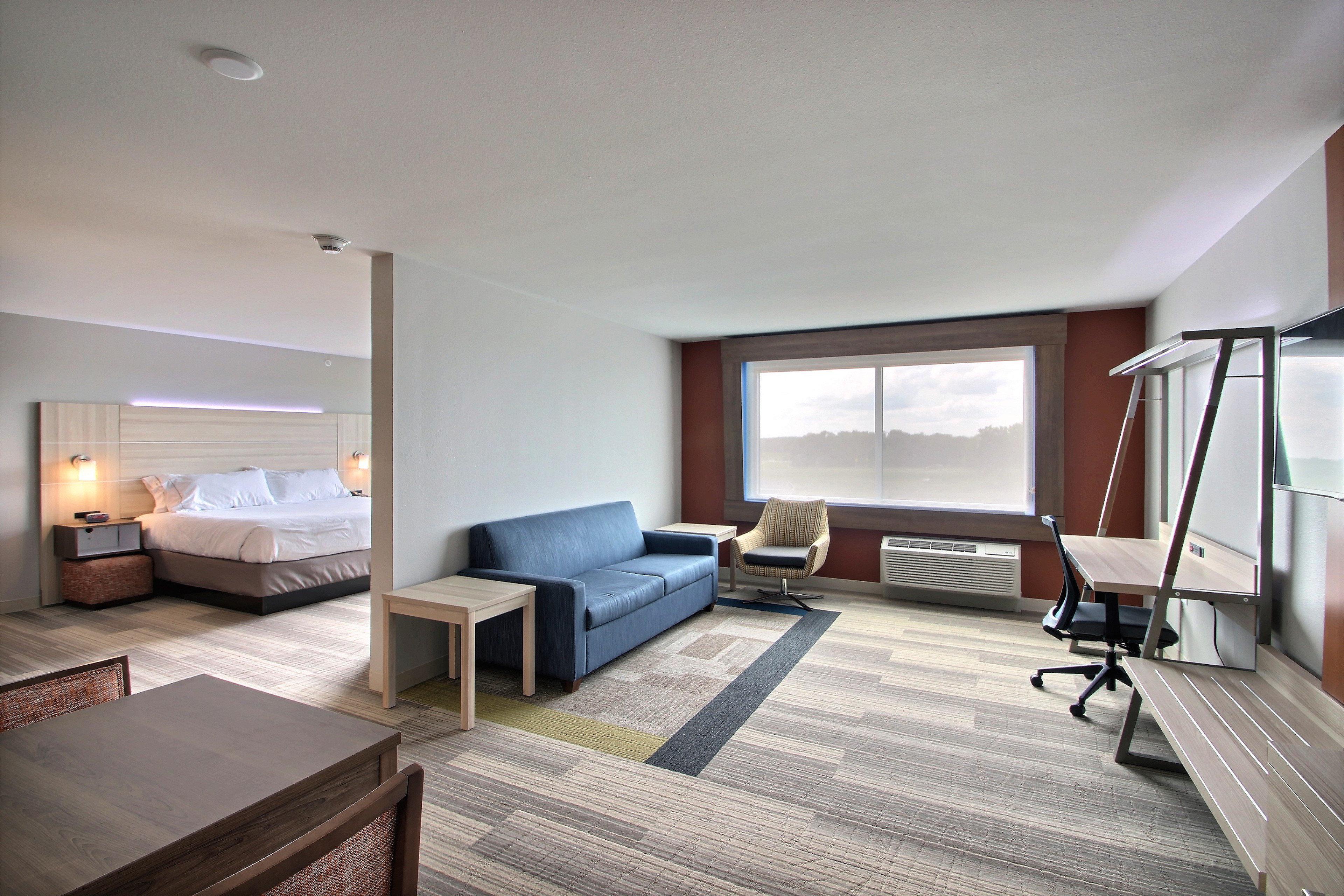 Holiday Inn Express & Suites Fond Du Lac By Ihg Exterior photo
